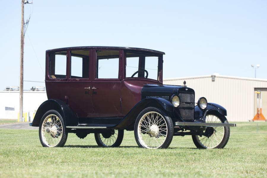  Overland Model 4 Sedan 1922 года  (фото 11 из 11)